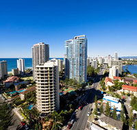 Wyndham Surfers Paradise Resort - New Castle Holiday
