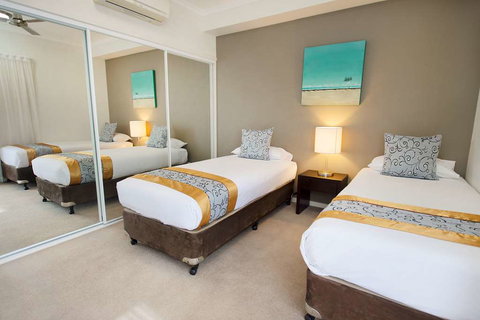 Gladstone City Central - New Castle Holiday 2