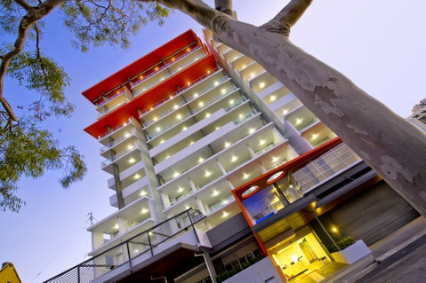The Edge Apartment Hotel - New Castle Holiday 0