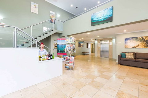 Ramada Resort Shoal Bay - New Castle Holiday 2