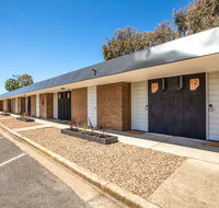 Nightcap at Gateway Hotel - New Castle Holiday