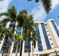 Rydges Southbank Townsville - New Castle Holiday