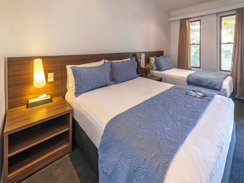 Ibis Styles Karratha - New Castle Holiday 6