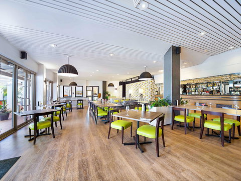 Ibis Styles Karratha - New Castle Holiday 17