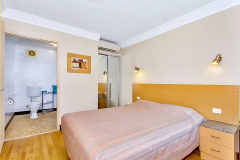 Econo Lodge Karratha - New Castle Holiday 6
