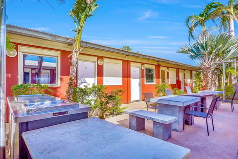 Econo Lodge Karratha - New Castle Holiday 12