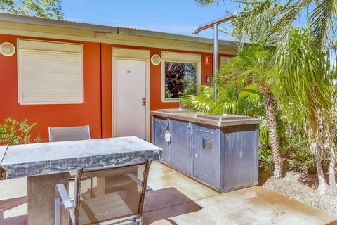 Econo Lodge Karratha - New Castle Holiday 15