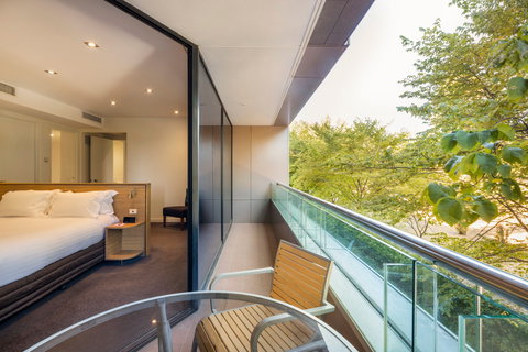 Crowne Plaza Canberra - New Castle Holiday 14