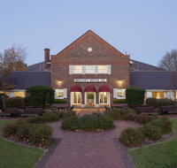 Brassey Hotel - New Castle Holiday