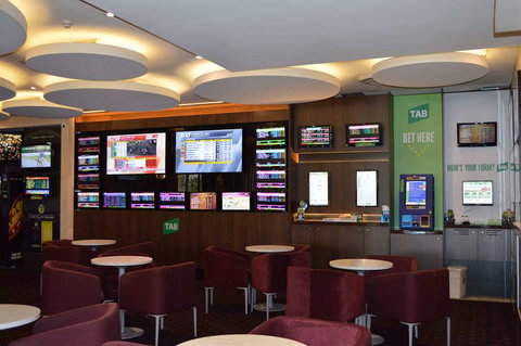 Ramada Hotel & Suites Sydney Cabramatta - New Castle Holiday 10