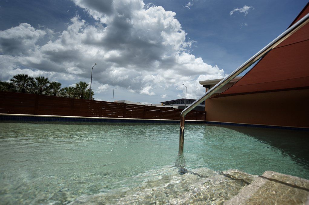 Driver NT New Castle Holiday