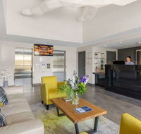 H on Mitchell Apartment Hotel - New Castle Holiday