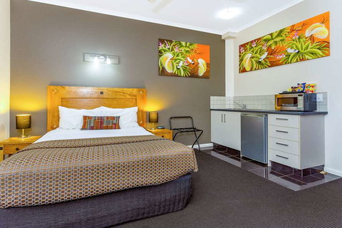 Quality Hotel Darwin Airport - New Castle Holiday 9