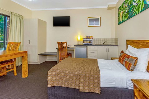 Quality Hotel Darwin Airport - New Castle Holiday 12