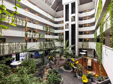 Novotel Darwin Atrium - New Castle Holiday 0