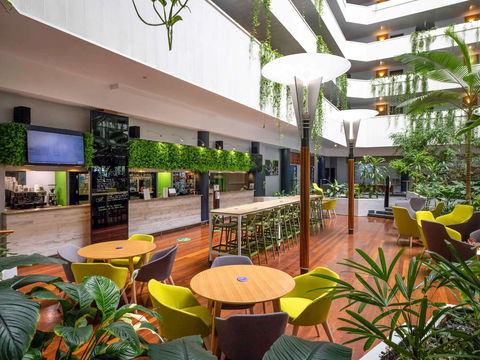 Novotel Darwin Atrium - New Castle Holiday 3
