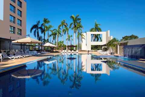DoubleTree By Hilton Esplanade Darwin - New Castle Holiday 6