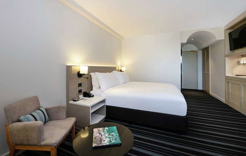 DoubleTree By Hilton Esplanade Darwin - New Castle Holiday 16