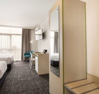 Nightcap at Sandringham Hotel - New Castle Holiday