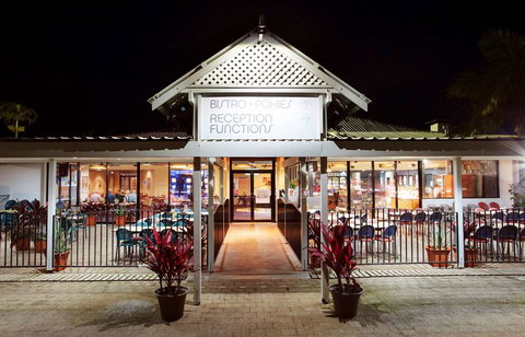 Mission Beach Resort - New Castle Holiday 0