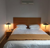 Beachside Apartments - New Castle Holiday