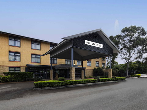 Mercure Sydney Blacktown - New Castle Holiday 0