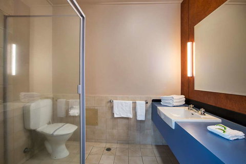 Burvale Hotel - New Castle Holiday 2