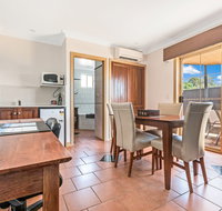 The Georgian Motor Lodge - New Castle Holiday