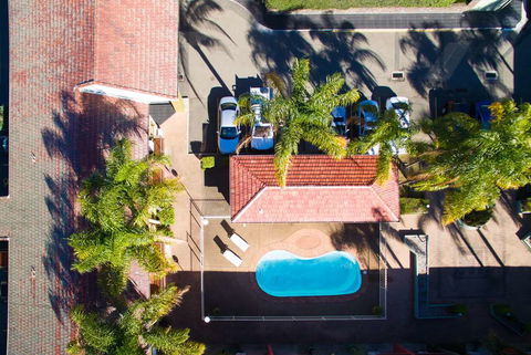 Ramada Hotel & Suites Sydney Cabramatta - New Castle Holiday 0