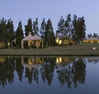Leisure Inn Pokolbin Hill - New Castle Holiday