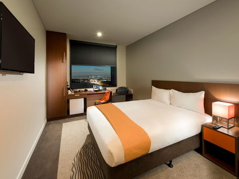 Ibis Brisbane Airport Hotel - New Castle Holiday 1