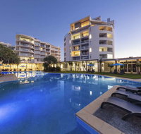 Ramada Hotel  Conf Ctr Marcoola Beach - New Castle Holiday