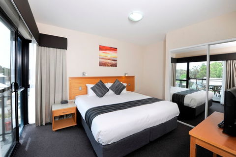 Assured Ascot Quays Apartment Hotel - New Castle Holiday 2