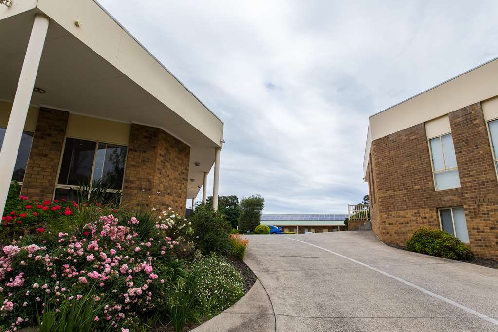 Melbourne Airport VIC New Castle Holiday