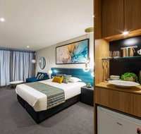 Mercure Canberra Belconnen - New Castle Holiday