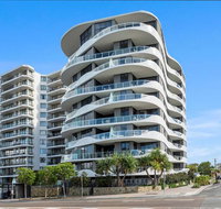 Breeze Mooloolaba an Ascend Hotel - New Castle Holiday