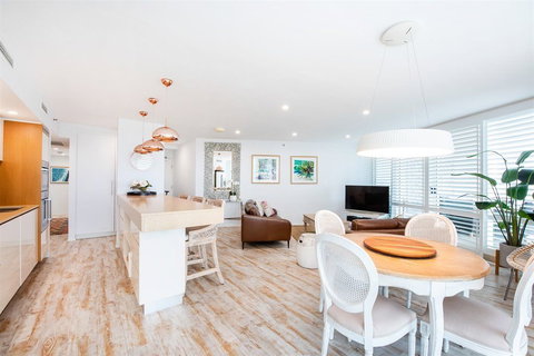 Lanai Riverside Apartments - New Castle Holiday 1