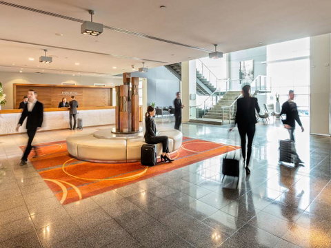 PARKROYAL Melbourne Airport - New Castle Holiday 2