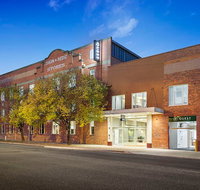 Quest Albury on Townsend - New Castle Holiday