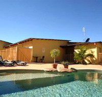 Red Bridge Motor Inn - New Castle Holiday