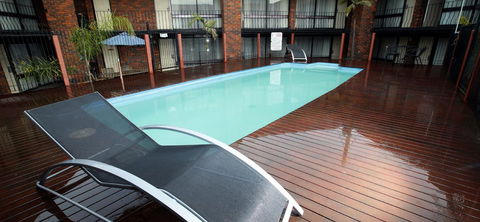 Warrnambool Central Court - New Castle Holiday 2