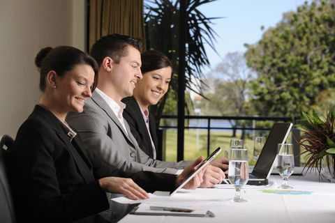 Assured Ascot Quays Apartment Hotel - New Castle Holiday 4