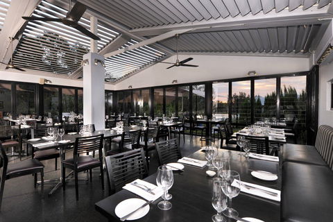 Assured Ascot Quays Apartment Hotel - New Castle Holiday 5