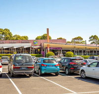 Nightcap at Sandown Park Hotel - New Castle Holiday