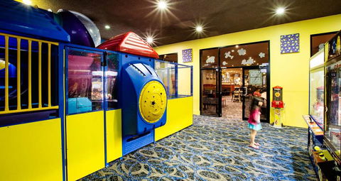 Sandbelt Club Hotel - New Castle Holiday 9