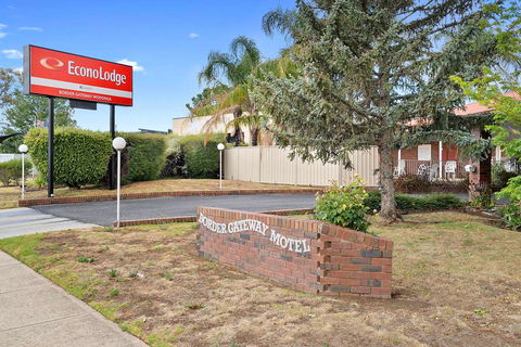 Econo Lodge Border Gateway Wodonga - New Castle Holiday 1