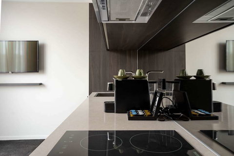 Abode Belconnen - New Castle Holiday 6