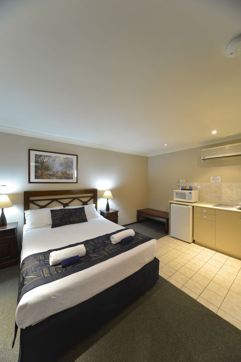 Wattle Grove Motel - New Castle Holiday 2