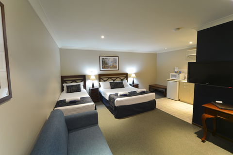 Wattle Grove Motel - New Castle Holiday 4