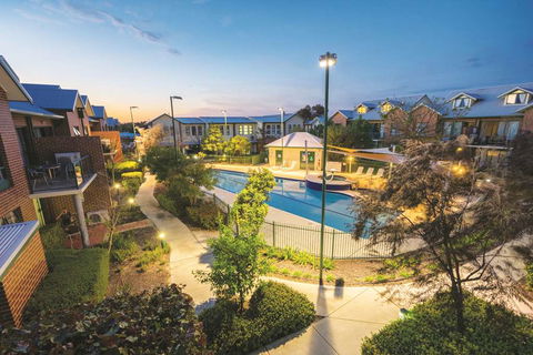 Perth Ascot Central Apartment Hotel - New Castle Holiday 3